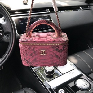 Chanel Handbags 998